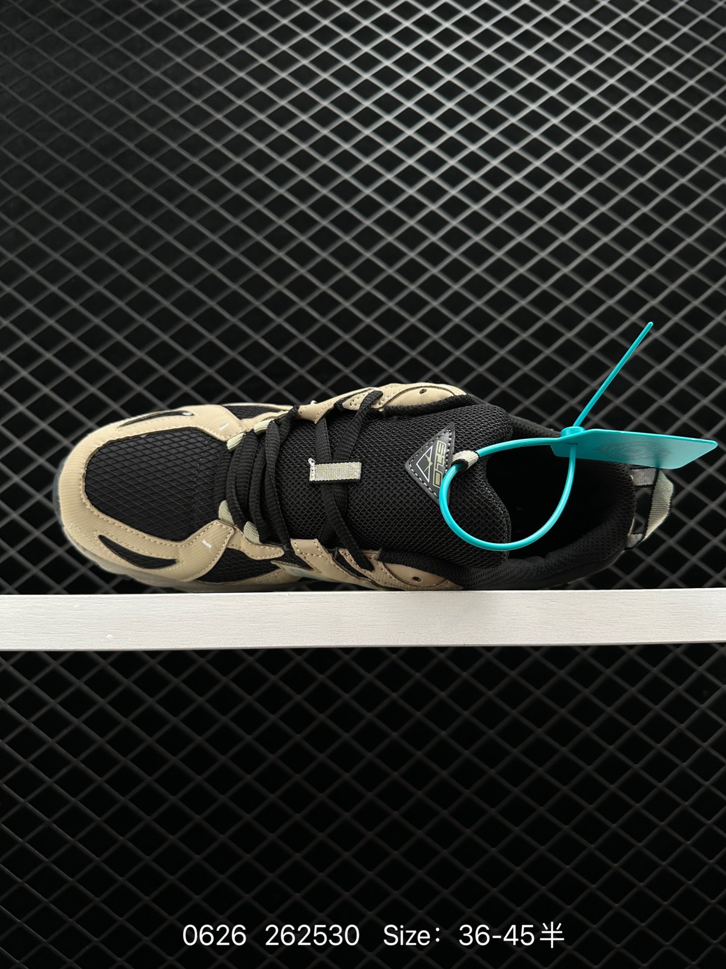 New Balance   ML610TAC